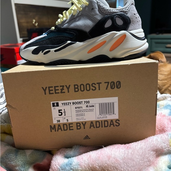 Adidas Yeezy Boost 700 Sneakers
